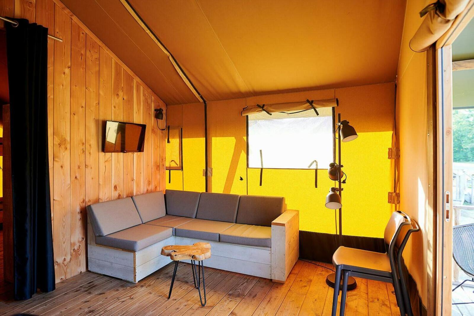 Vakantiepark Sallandshoeve Nieuw-Heeten Exteriör bild